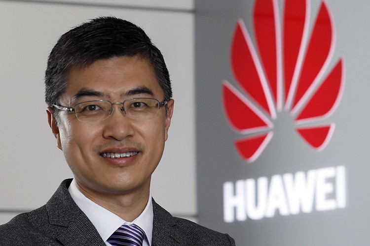 HUAWEI, Türkiye'de Akıllı Telefon Arenasında Yeniden Zirveyi Hedefliyor