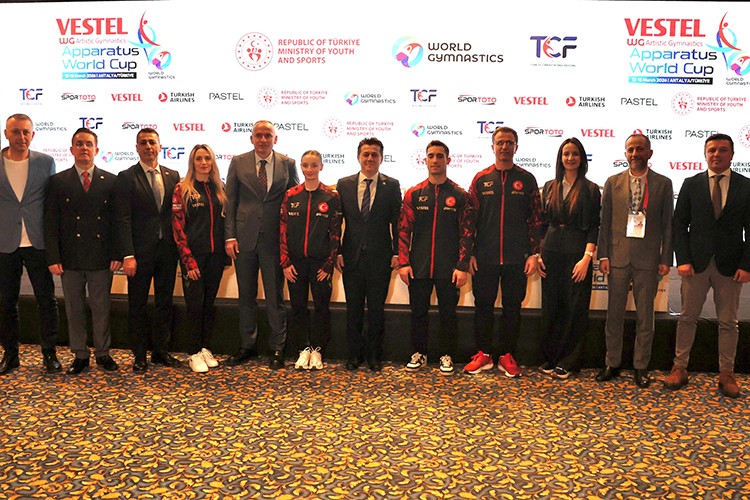 Dünyanın en iyi artistik cimnastikçileri Antalya'da buluşuyor