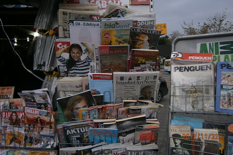 Gazete ve dergi sayısı düştü