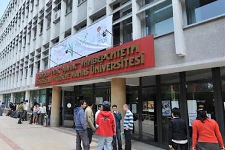 Akedemisyen alınacak