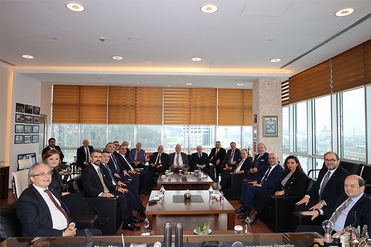 Afyonkarahisar ihracatta 1 milyar dolar hedefliyor