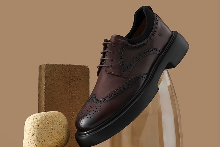 Aşk dolu hediyeler D'S damat'ta