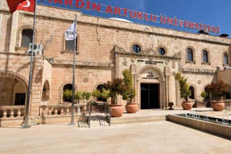 Doğal Taş Tasarım Yarışması'nda ikinci oldu