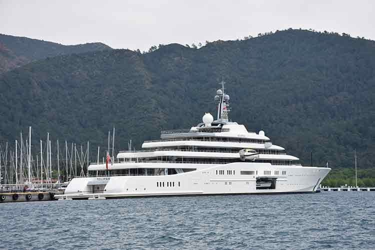 Abramoviç'in yatı "Eclipse" Marmaris'te