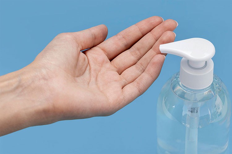 Dezenfektanla silinen klozetler alerjiye neden oluyor