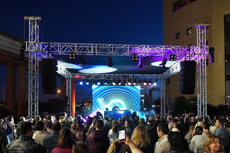 Nihat Sırdar'ın eğlenceli 90'lar kafası