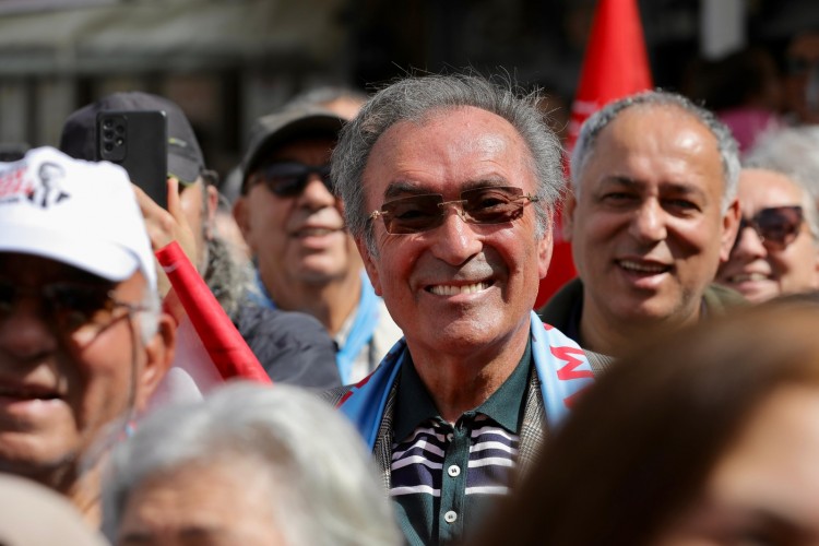 Adalar'da İmamoğlu, Gül ve Akpolat coşkusu