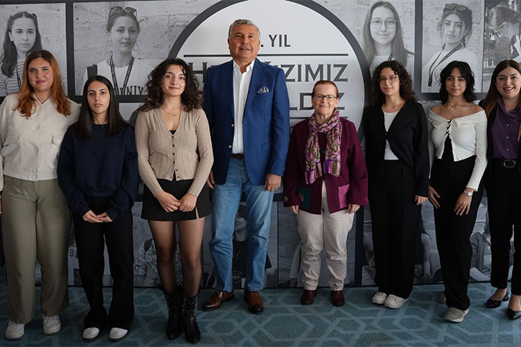 20 Yılda 6 Bin 232 Öğrenciye Destek Sağladı!