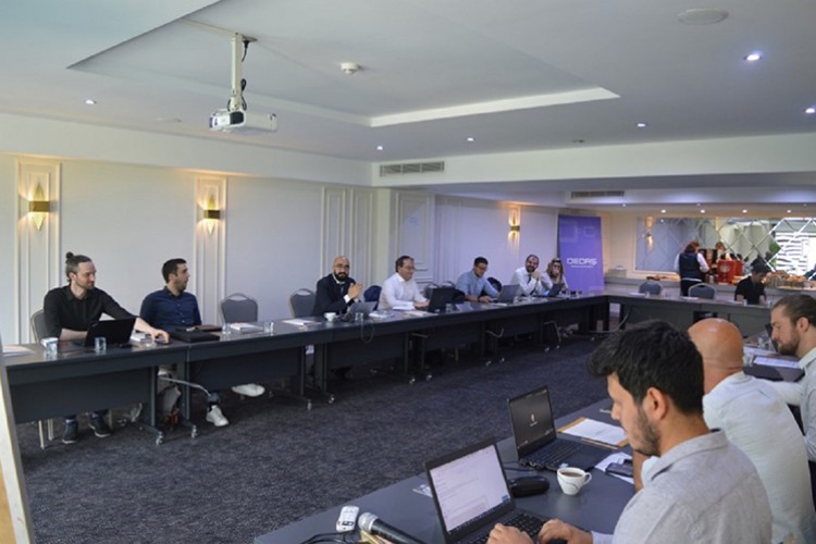 Geleceğin temiz enerjisi için çalışıyor