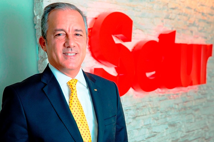 Yeni yönetici Murat Tomruk