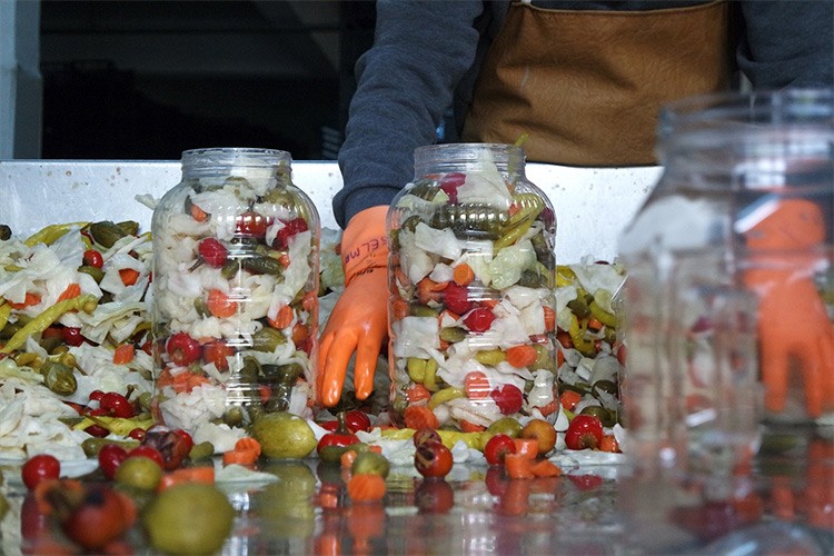 Gedelek turşusu yaklaşık 130 ülkeye ihraç ediliyor