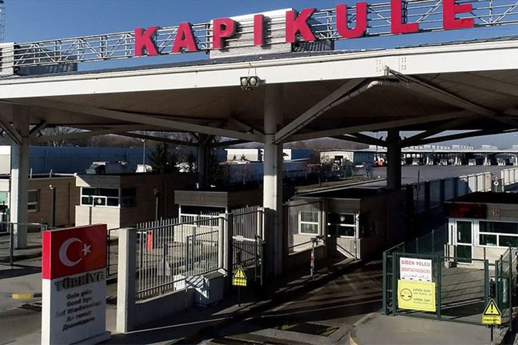 Trakya'daki gümrük kapılarından 16 milyona yakın yolcu geçiş yaptı