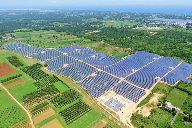 Sabancı Holding, Oriana Solar LLC'yi satın aldı