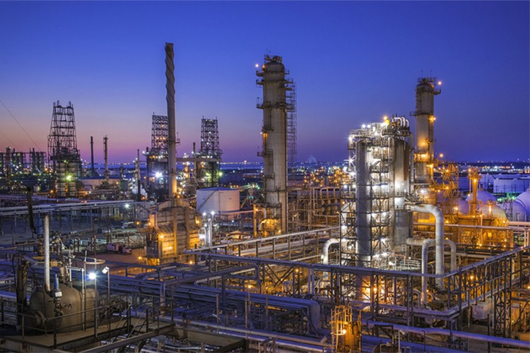 AB, Rus rafineri ürünlerine tavan fiyat hazırlığında