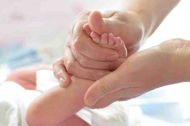 Gaziantep'te yılın ilk bebeği dünyaya geldi