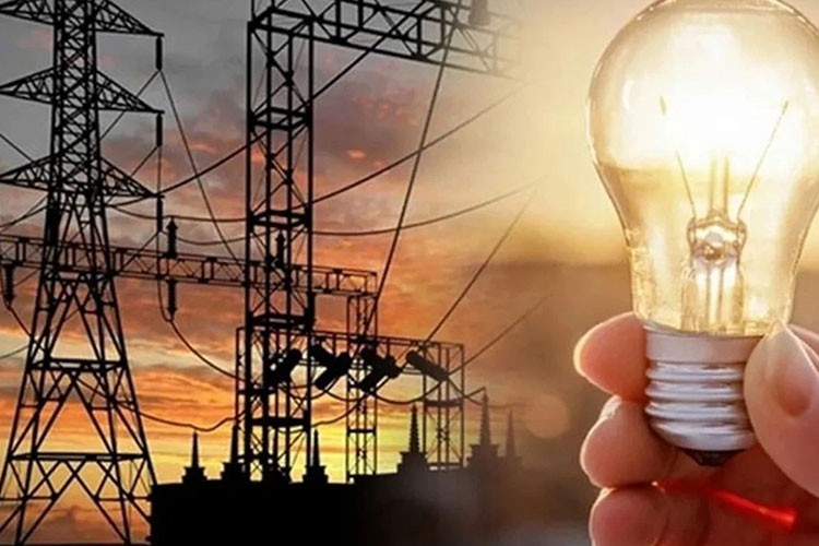 Spot piyasada elektrik fiyatları