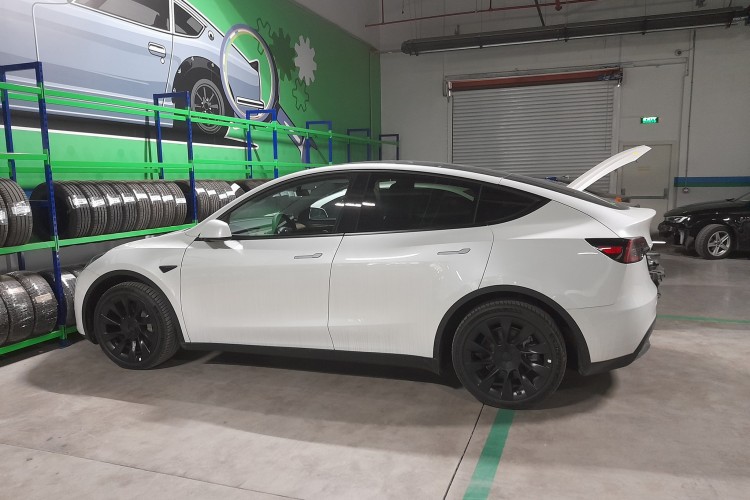 VavaServis, Tesla Onaylı Hasar Onarım Merkezi oldu