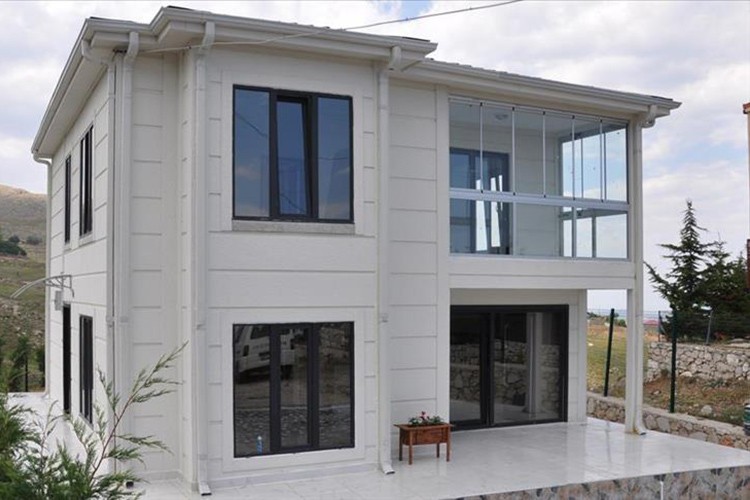 KKTC'de konut projesi için konteyner şantiye binası kurdu