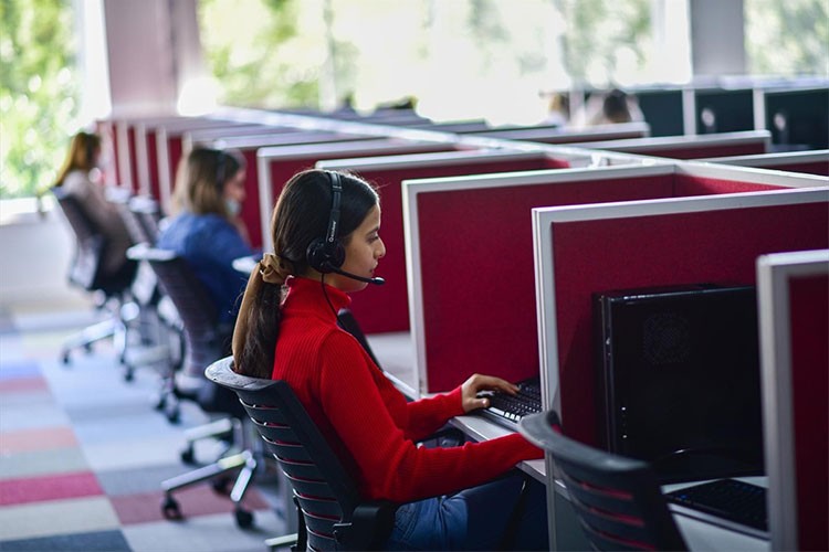 Deprem bölgesinden yapılan 8,7 milyon çağrıyı yanıtladı