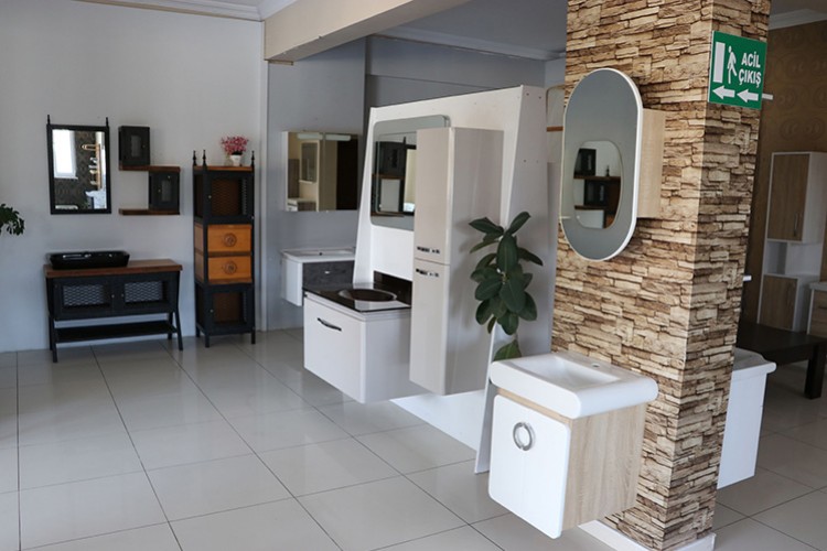 7 ülkeye banyo mobilyası