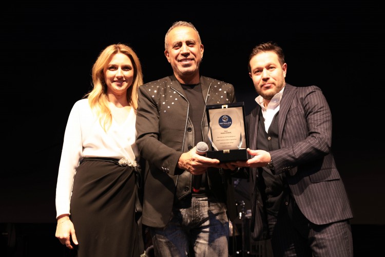 Bağışlar Hatay İçin Toplandı