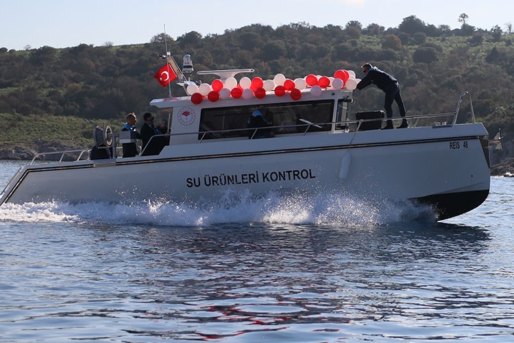 Reis 48 denize indirildi