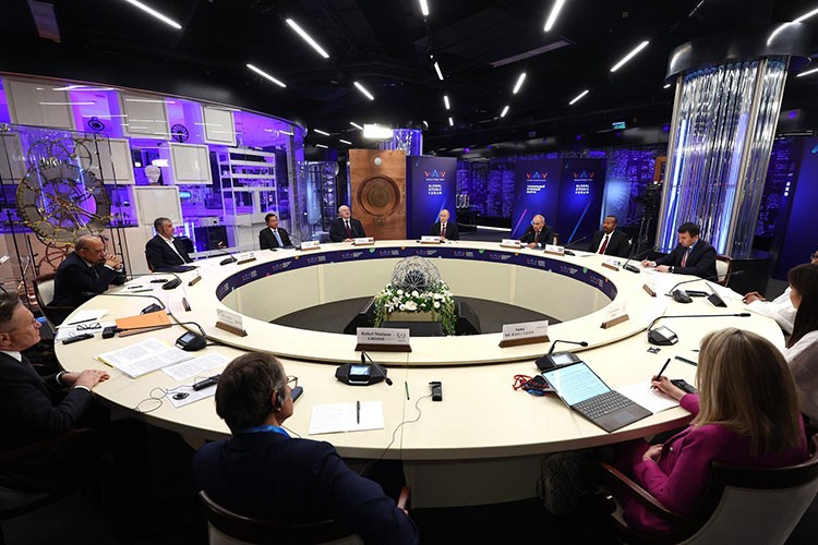 Dünya Nükleer Haftası'nda küresel nükleer forumu düzenlendi