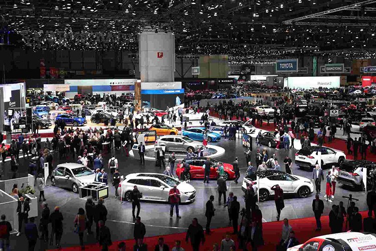 Cenevre Otomobil Fuarı'na Covid 19 darbesi