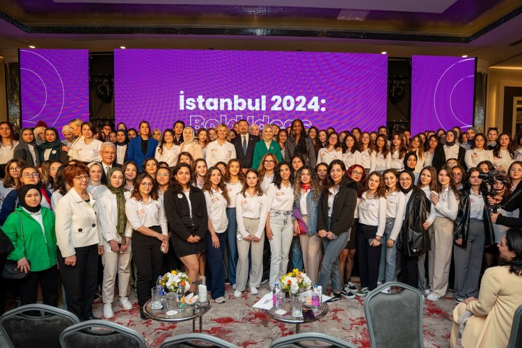 Farklı coğrafyalardan mühendis kızlar İstanbul'da buluştu