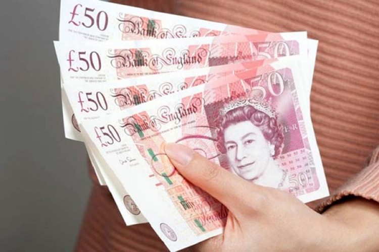 Deniz Portföy'den sterlin serbest fonu