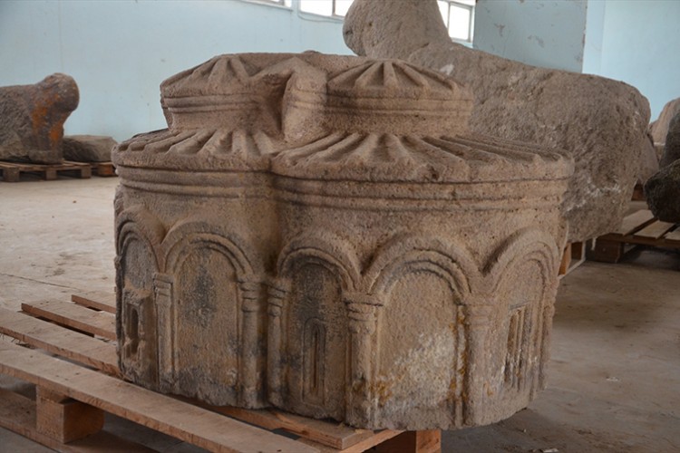 Açık hava müzesi ziyaretçilerini tarihi yolculuğa çıkarıyor