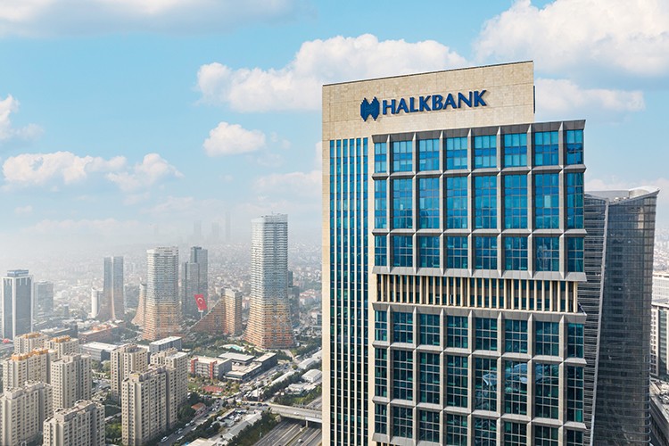 Halkbank 1,1 milyar dolarlık ilave kaynak sağladı