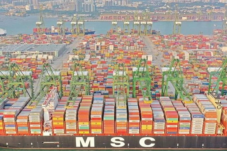 Konteyner gemisi sipariş defteri rekor kırdı