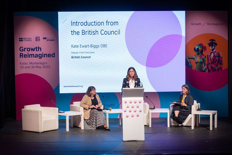 Avrupa'daki yaratıcı isimleri bir araya getirdi