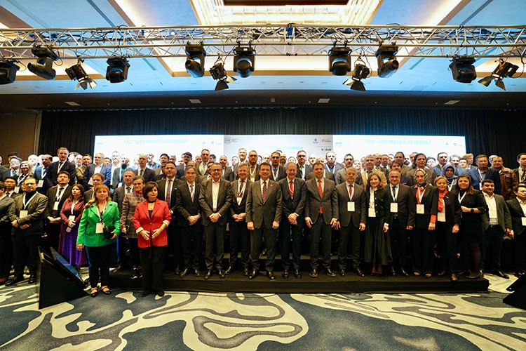 Dünya metrolar zirvesi İstanbul'da toplandı