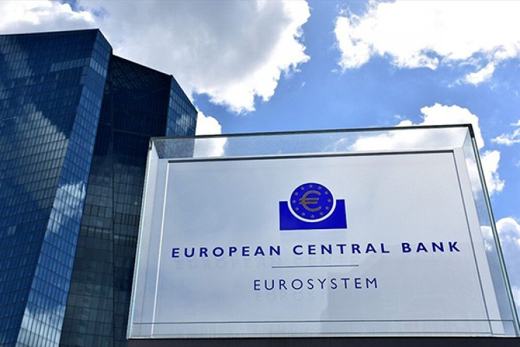 ECB üç temel politika faizini 25 baz puan düşürdü