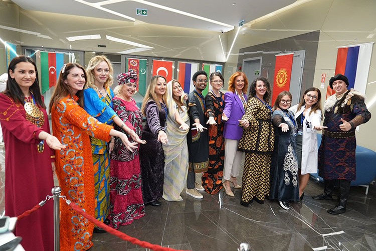 Mültikültürel yaklaşım konferansı