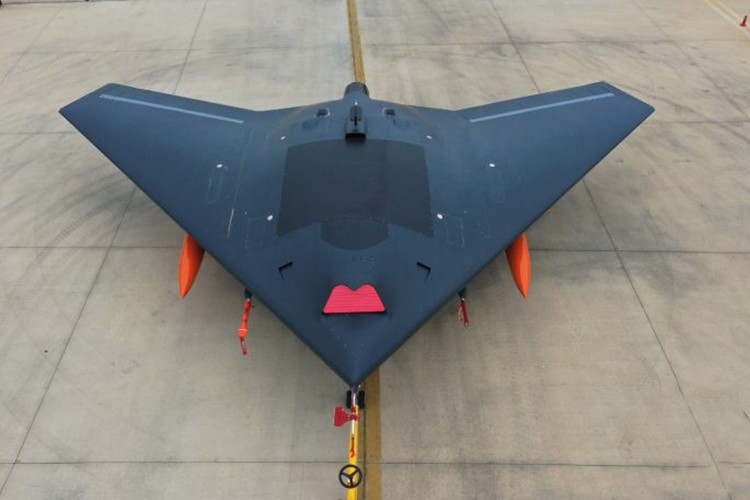 ANKA-3 ilk kez piste çıktı