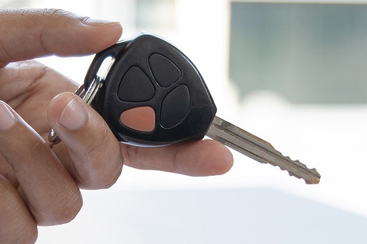 Yüksek faizli piyasa koşullarında araç kiralamak, satın almaktan daha kârlı