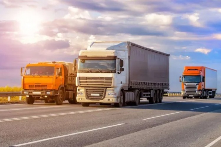 Ağır ticari araç pazarı yüzde 11 daraldı