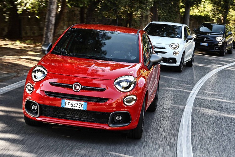 Fiat 500X gelişmiş hibrit motor teknolojisi ile yenilendi