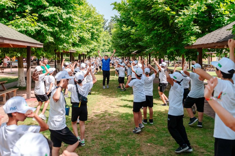 Darüşşafaka Rezidanslarında Yaşayan Bağışçıları ile Öğrencileri Piknikte Buluştu