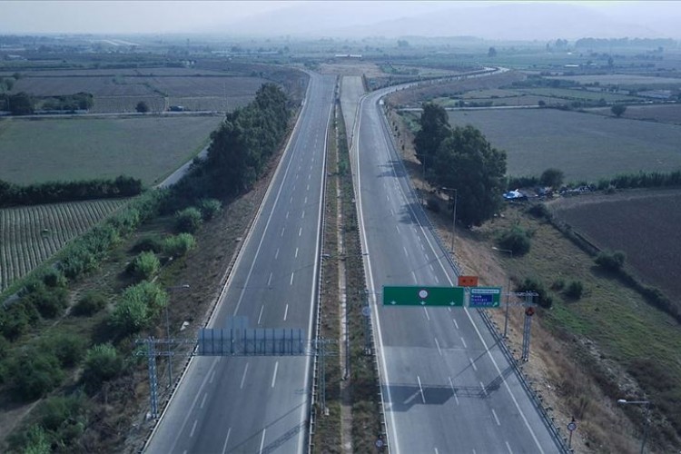 Aydın-Denizli Otoyolu cuma günü trafiğe açılacak