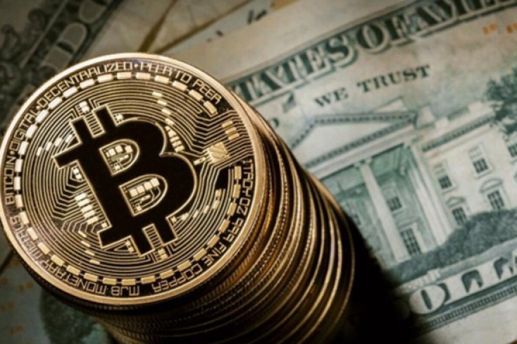 Bitcoin 2 ayın en düşük seviyesine geriledi