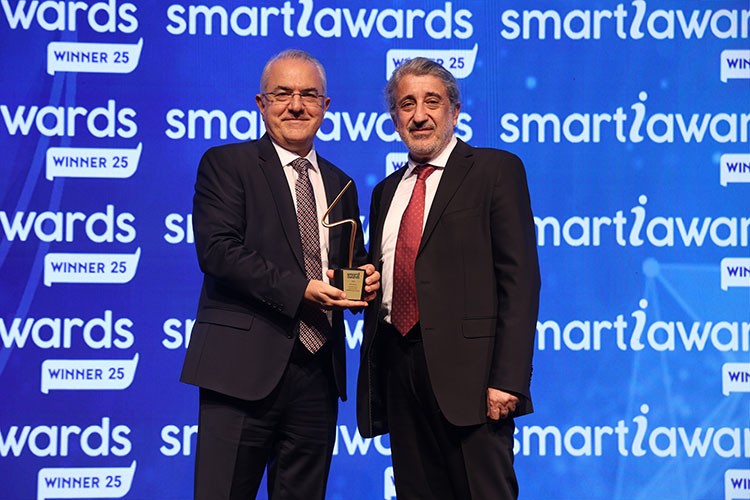MAPFRE Sigorta'ya Smart-i Awards 2025'te Altın Ödül