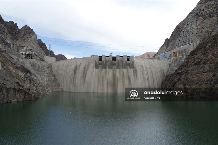 Yusufeli Barajı ve HES'te su yüksekliği 119 metre oldu