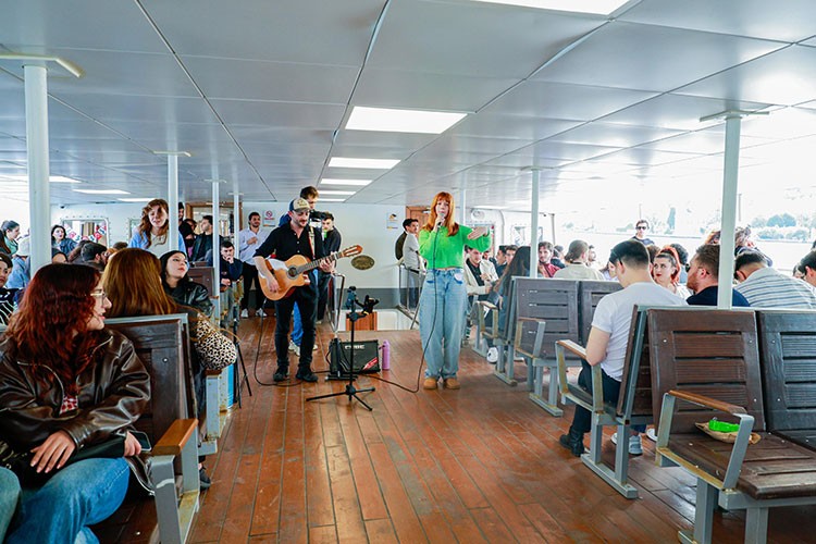 19 Mayıs'ın kaptanı gençler için demir aldı