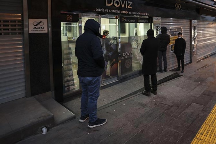 Dolar/TL, 18,64 seviyesinden işlem görüyor