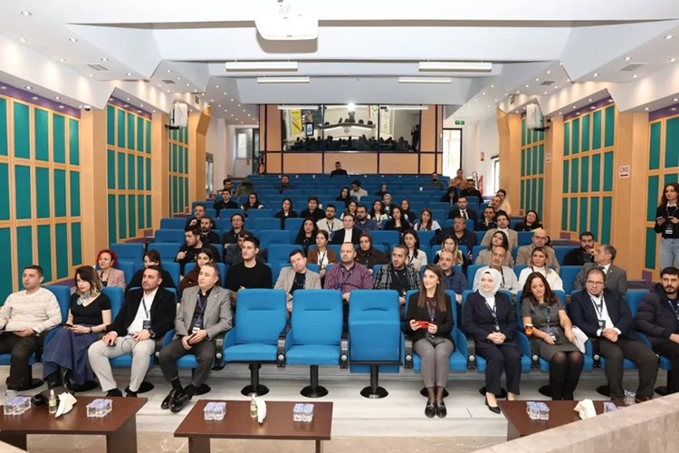 Yalın ve dijital dönüşüm paneli DOSB'de gerçekleşti