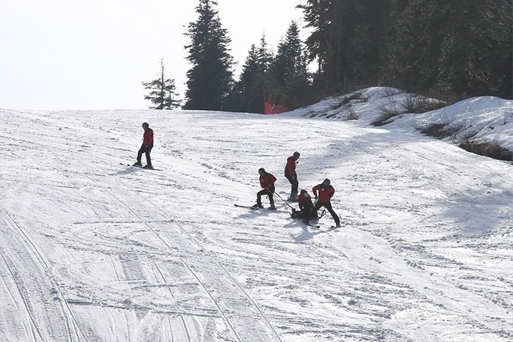 Ilgaz Yurduntepe Kayak Merkezinde ilkyardım tatbikatı yapıldı